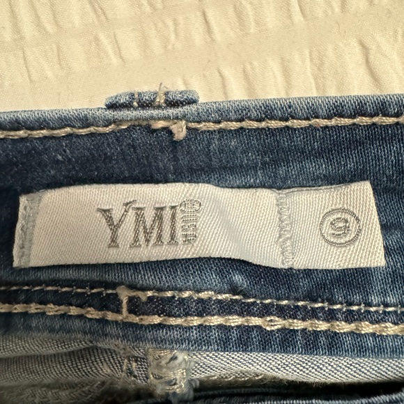 YMI Ripped Jeans - Picture 3 of 4